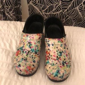 Speckled colorful Danskos. Size 39.
